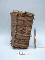 藏品(籐背籠)的圖片